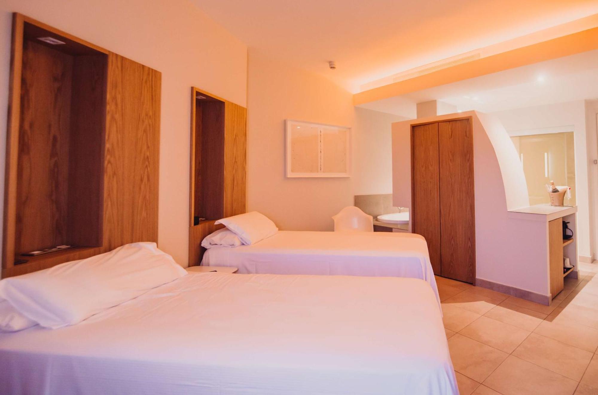 Higueron Curio Collection By Hilton (adults Only) Resort