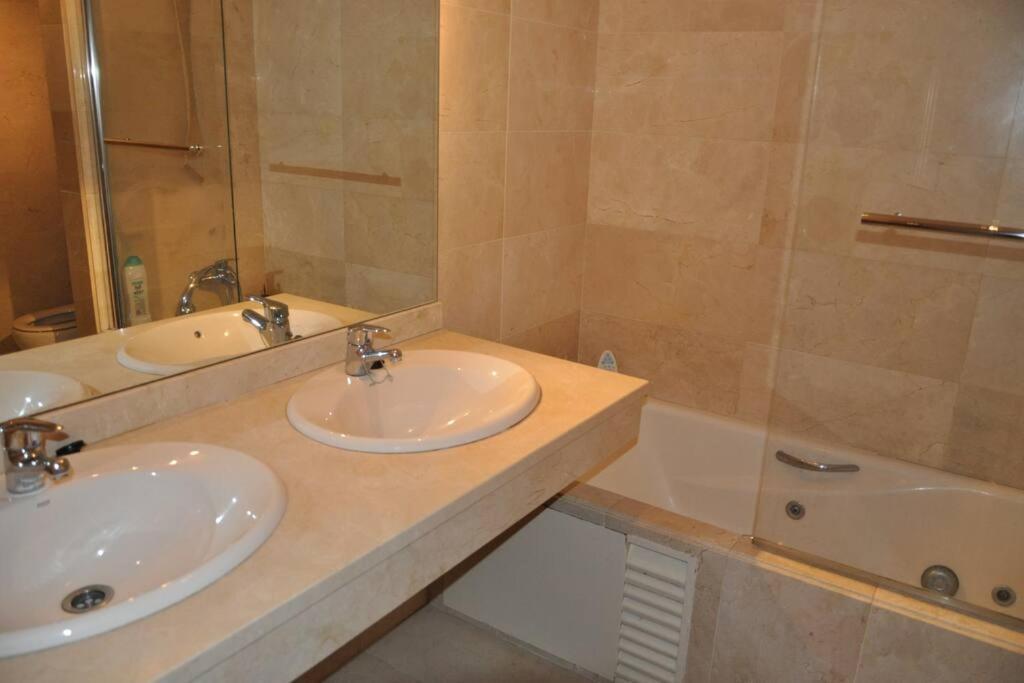 Luxury Marbella Apt, Pool,beach. Apartment *