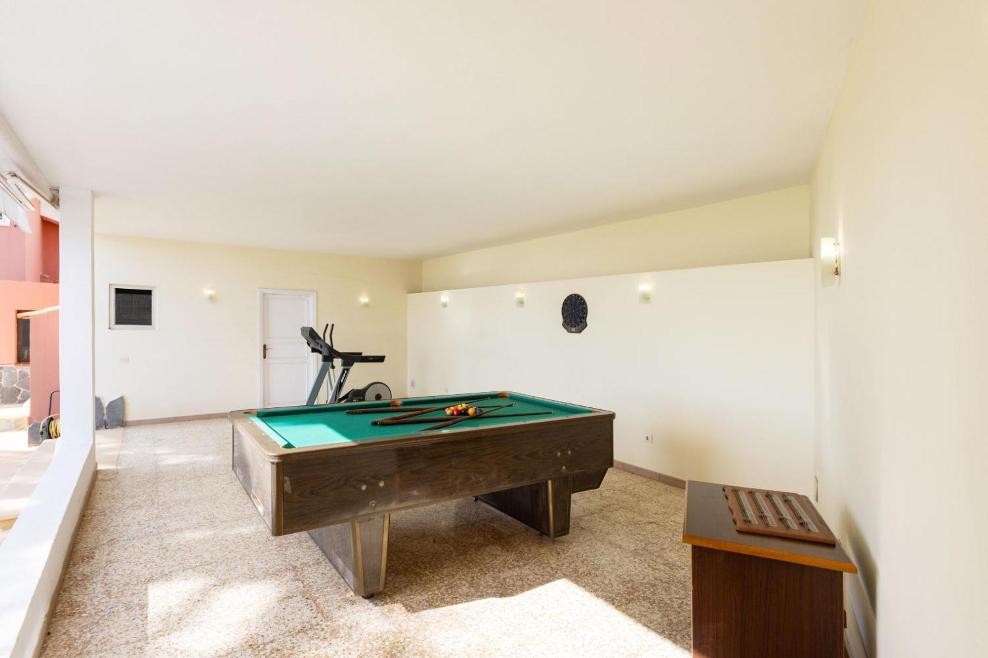 One & Only Sports And Relax Heated Pool By Eden Villa *