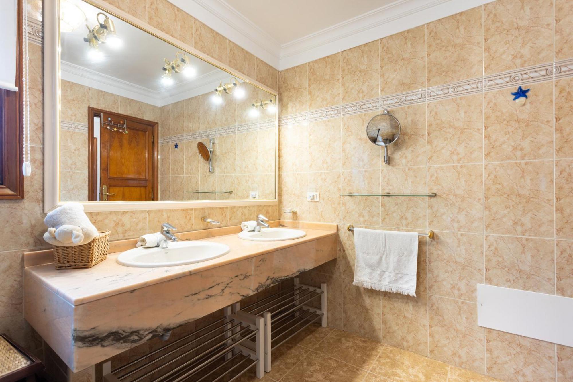 Villa One & Only Sports And Relax Heated Pool By Eden *
