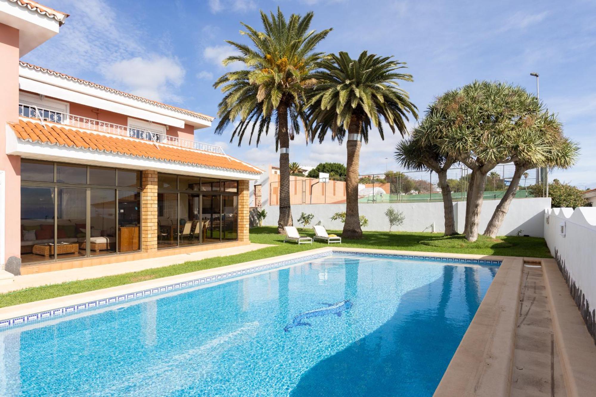 One & Only Sports And Relax Heated Pool By Eden *