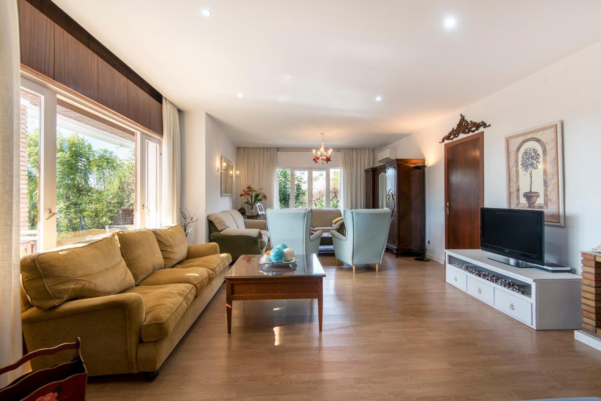 Holiday home Queen Of The Ocean Villa: Stately Style House With Pool Malaga