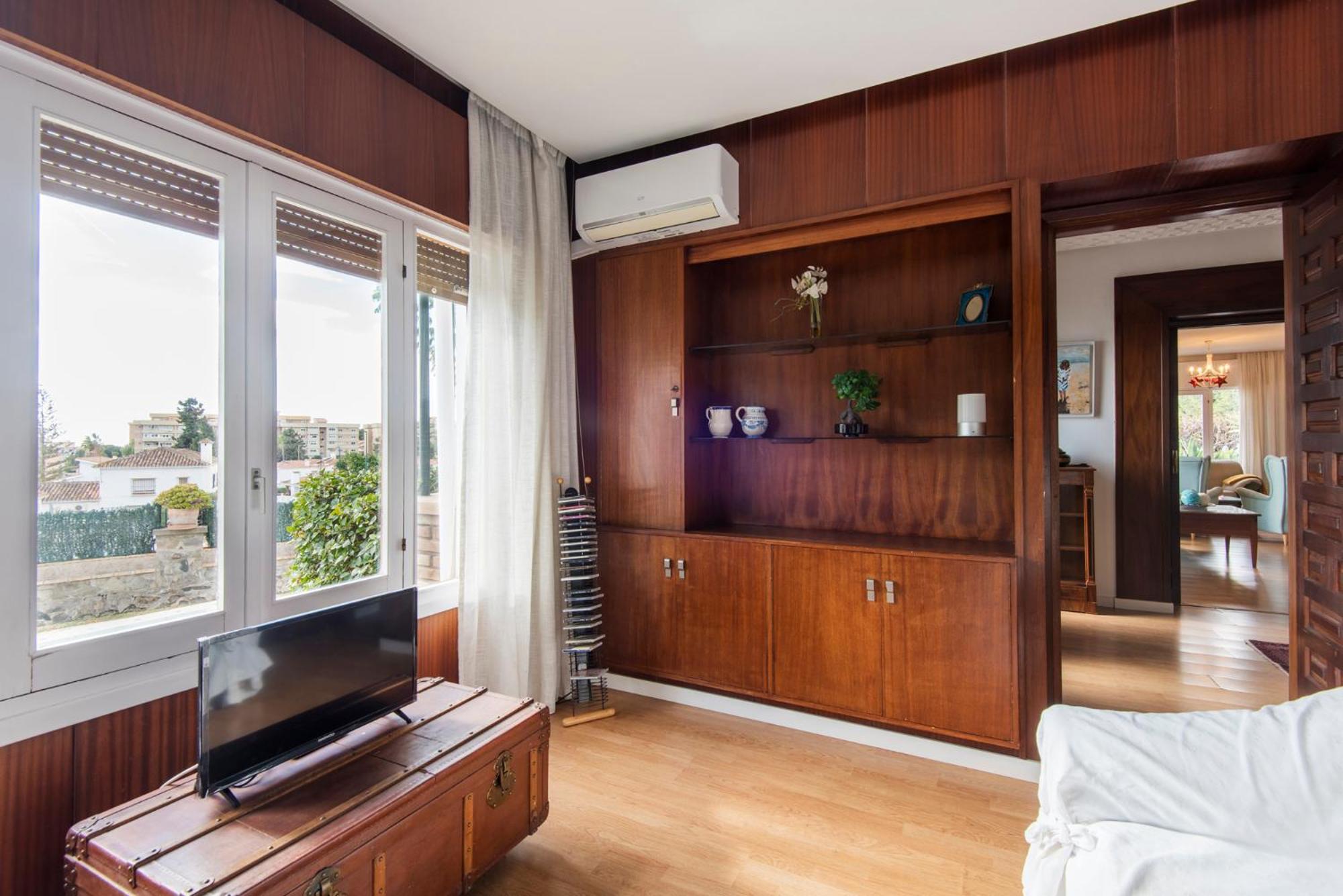 Holiday home Queen Of The Ocean Villa: Stately Style House With Pool *