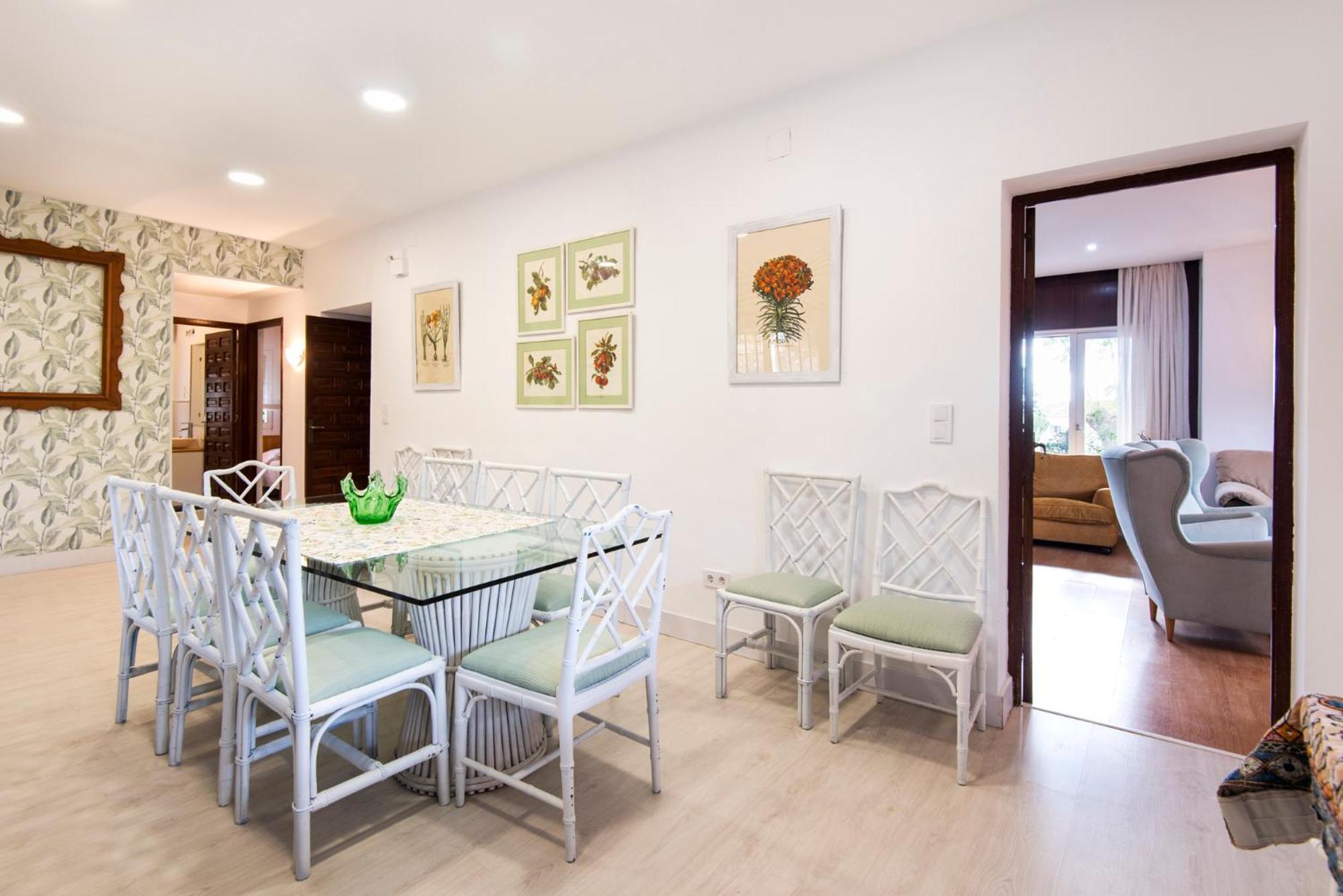 Holiday home Queen Of The Ocean Villa: Stately Style House With Pool *