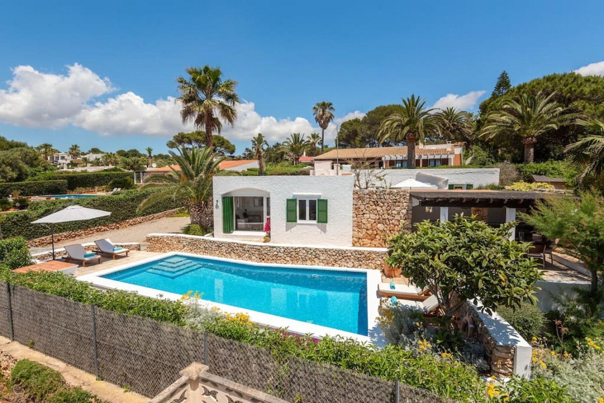 Delfin Villa *