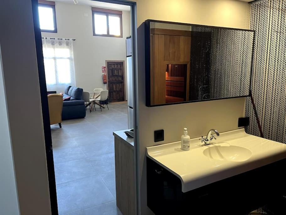 El Gallinero, Loft Con Sauna Y Jacuzzi - Housevanlive Apartamento *