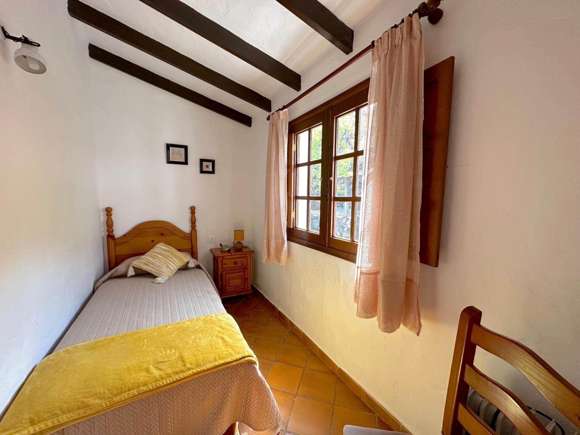 La Casita De Malnombre Сasa de vacaciones *