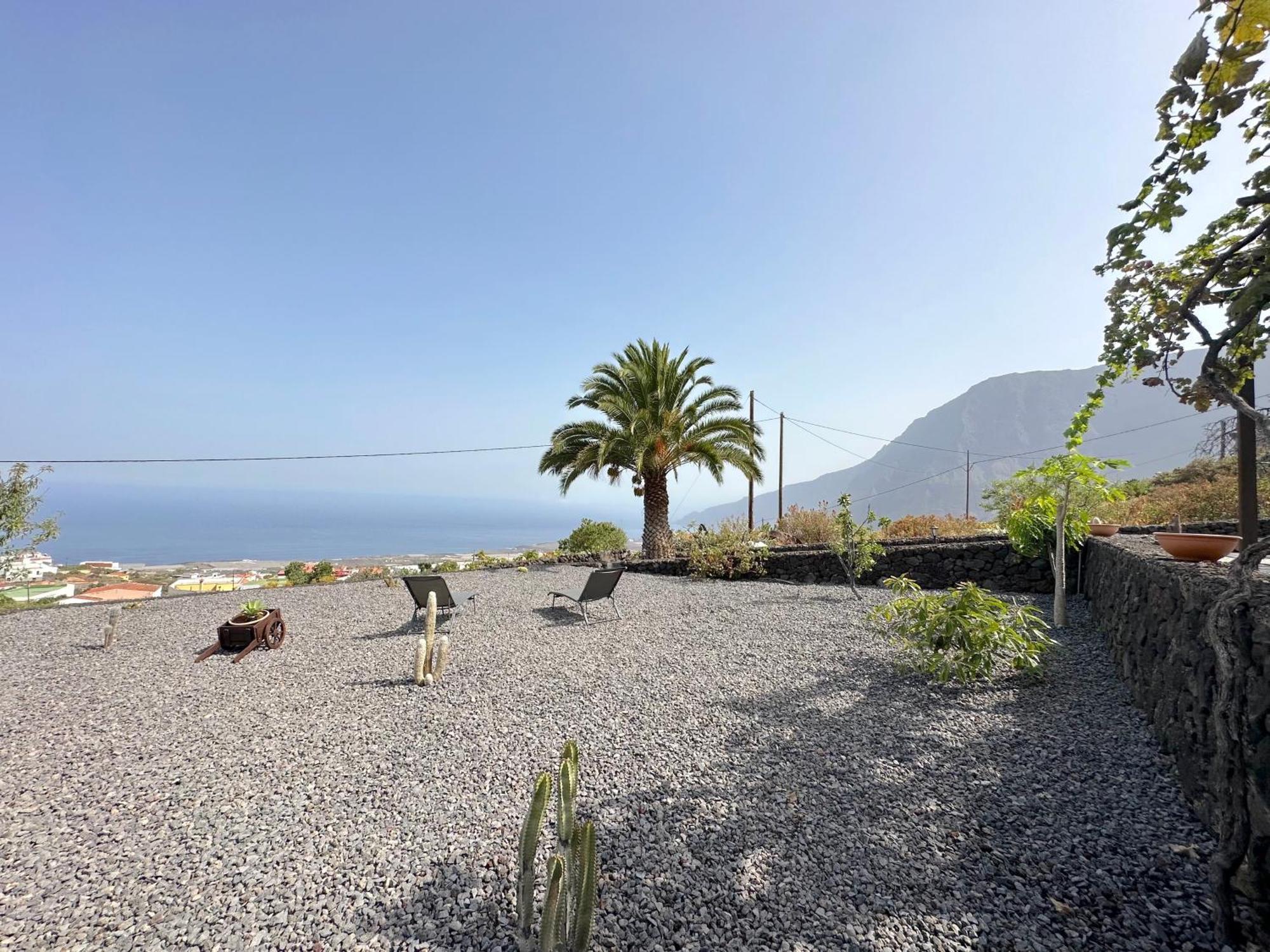 La Casita De Malnombre Сasa de vacaciones La Frontera