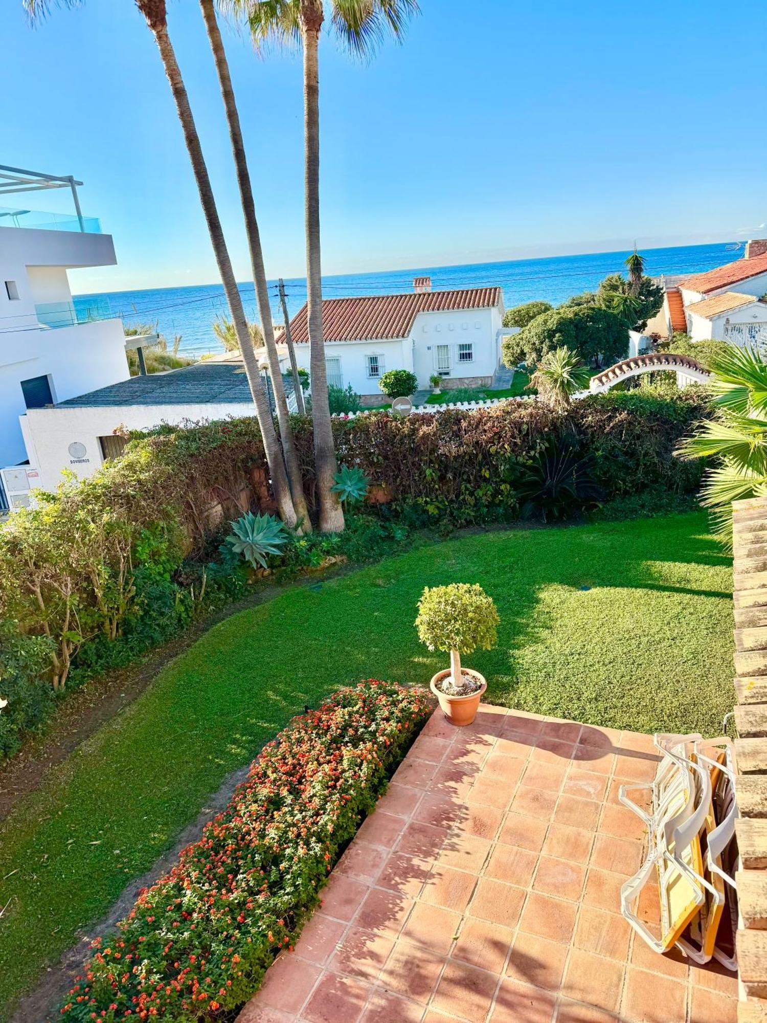 Junto A La Playa - Sun & Relax Villa Marbella