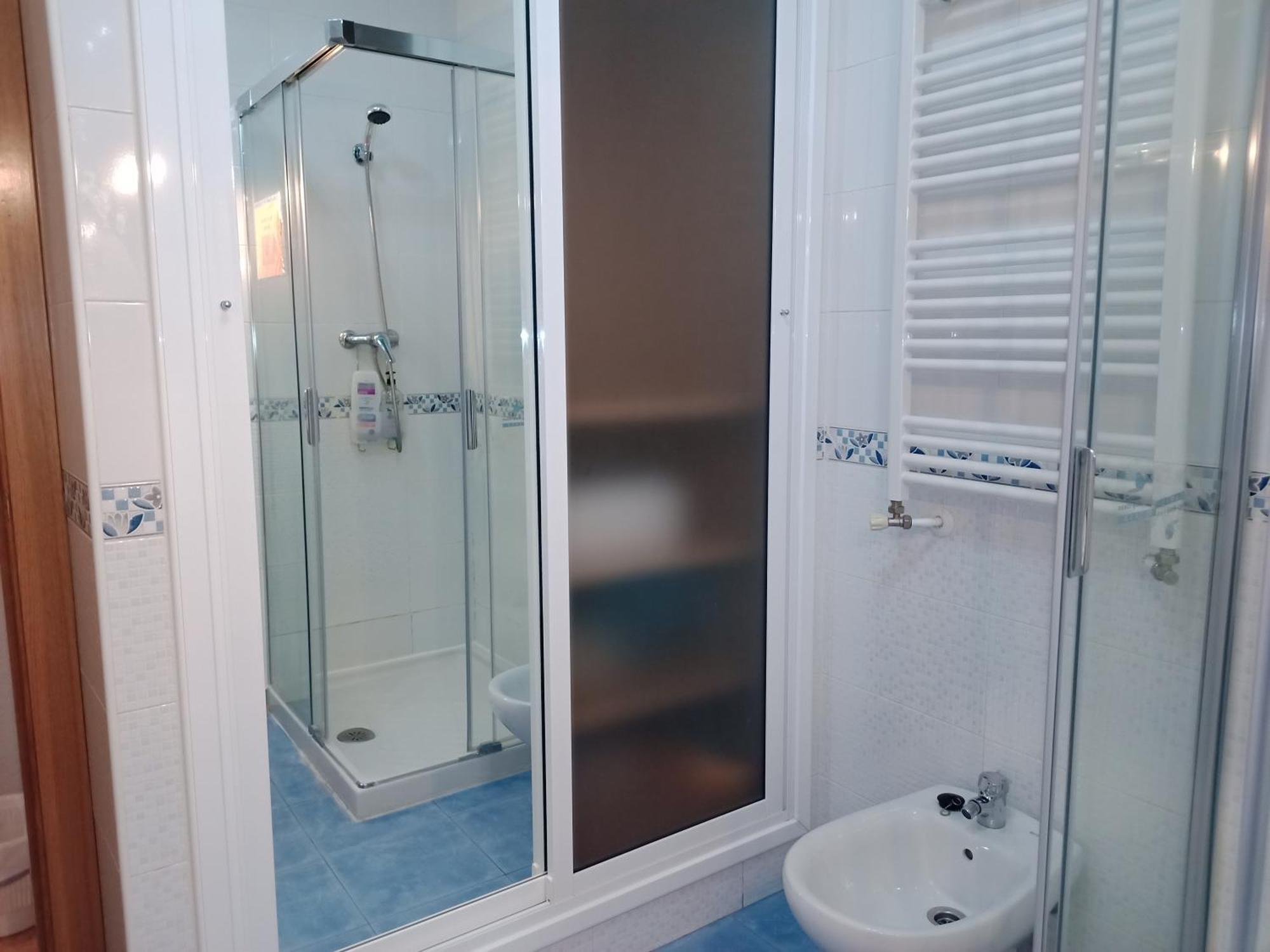 Piso de 2 dormitorios Madrid Centro Gran Vía - Plaza de España, el salón y 2 dormitorios tienen aire *