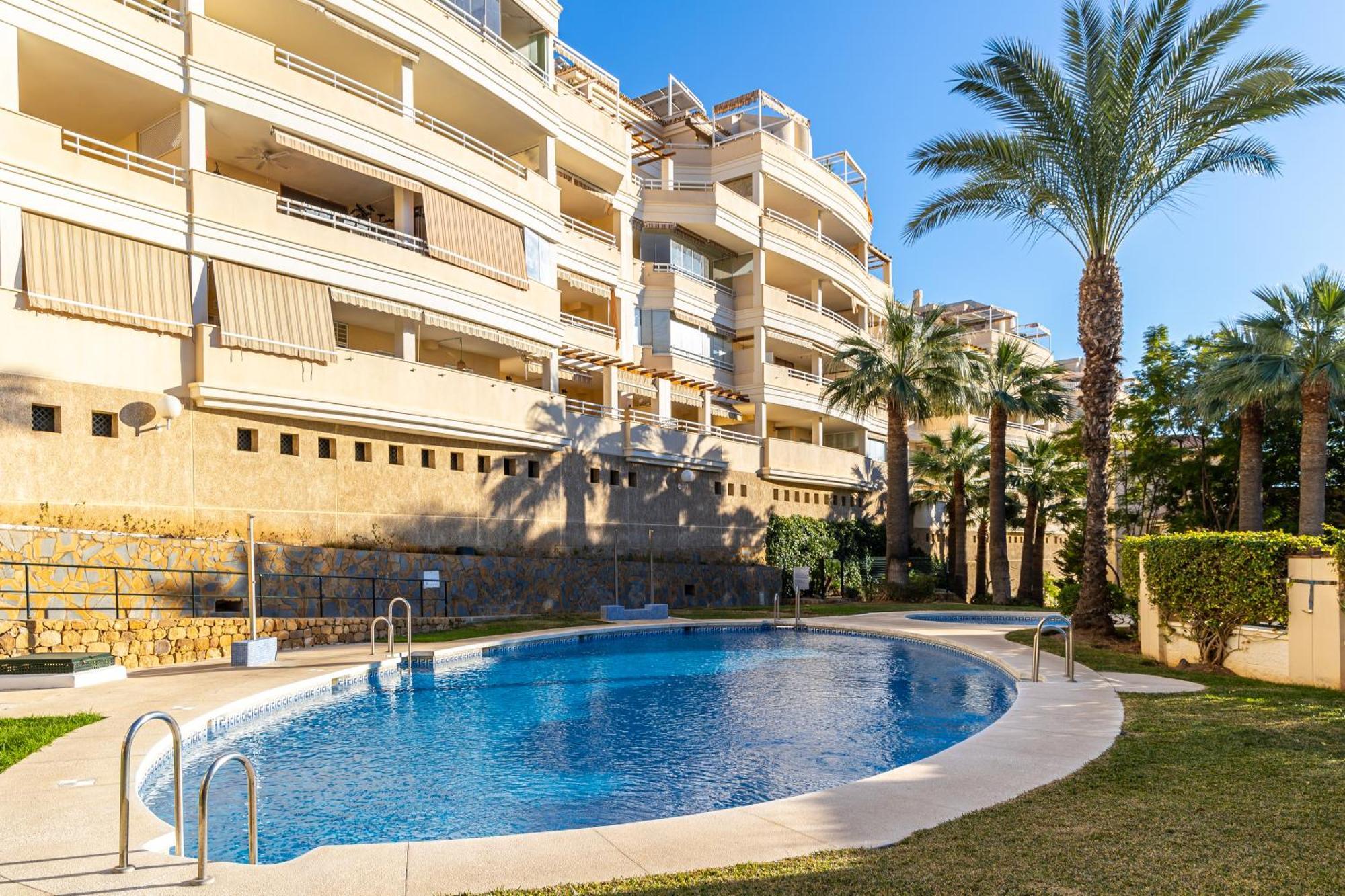 Holidays2nueva Torrequebrada 2 Bedrooms And 2 Bathrooms, Terrace, Community Pool And Garage Apartamento