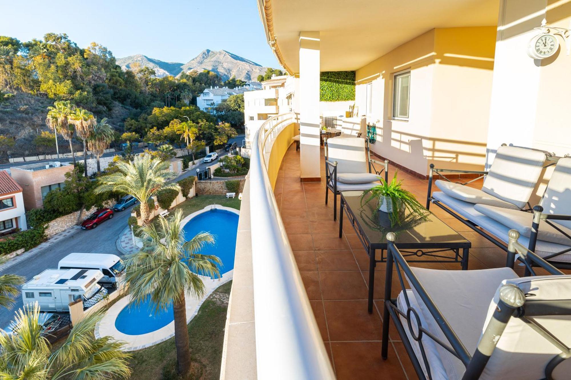 Holidays2nueva Torrequebrada 2 Bedrooms And 2 Bathrooms, Terrace, Community Pool And Garage Apartamento
