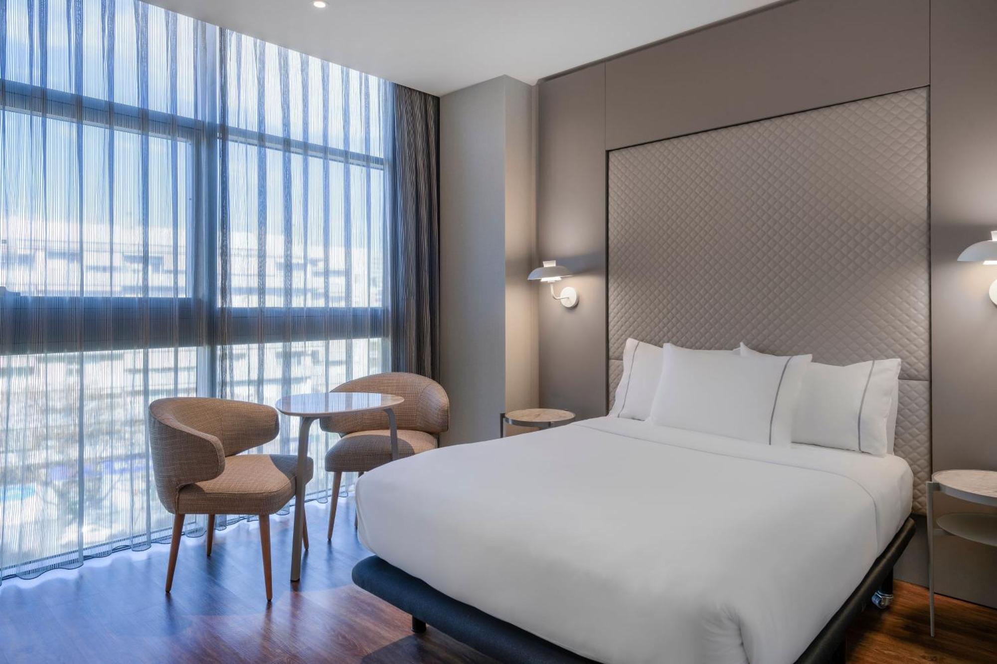 Ac Som By Marriott Hotel