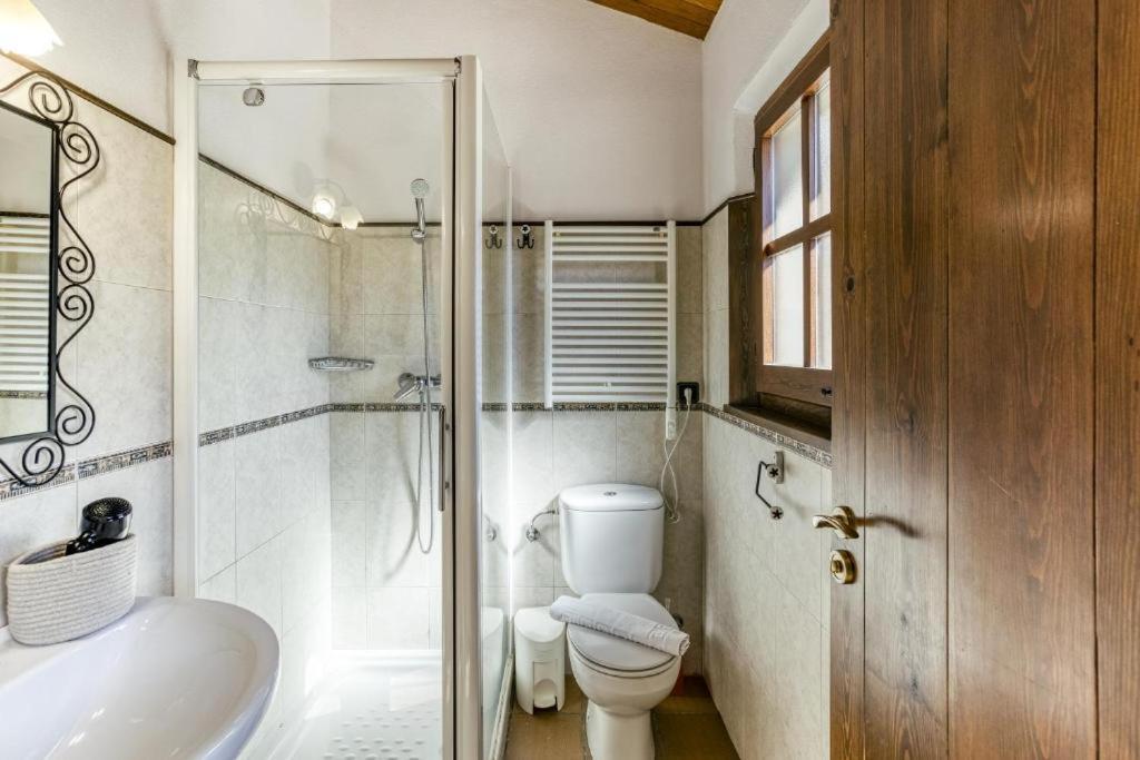 Nastura Casa Rural L'art Country house *
