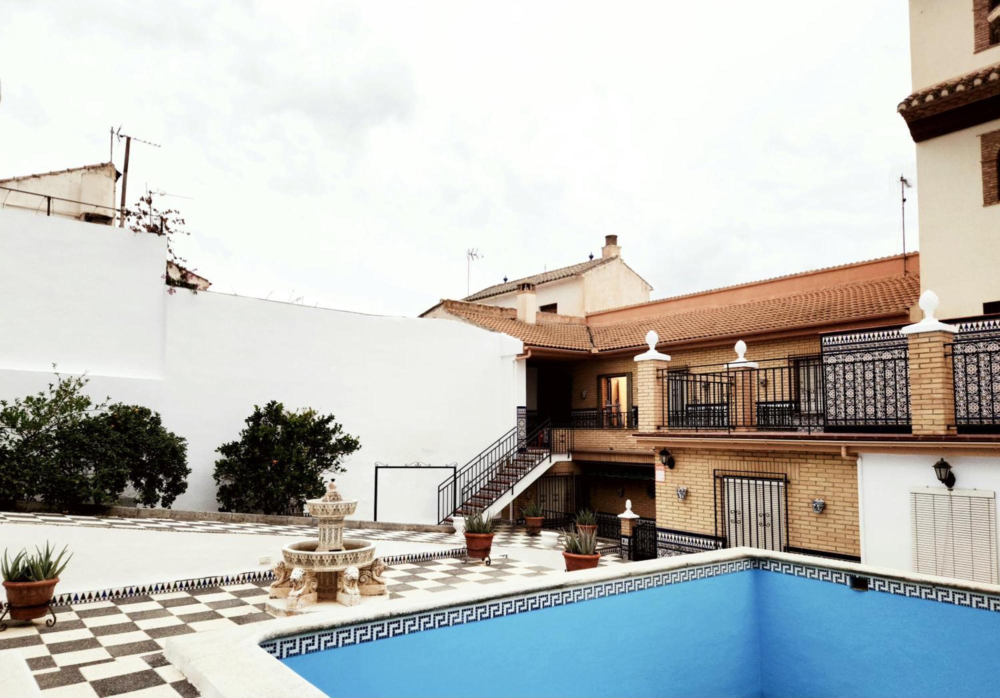 Casa El Chiquitin * La Zubia (Granada)