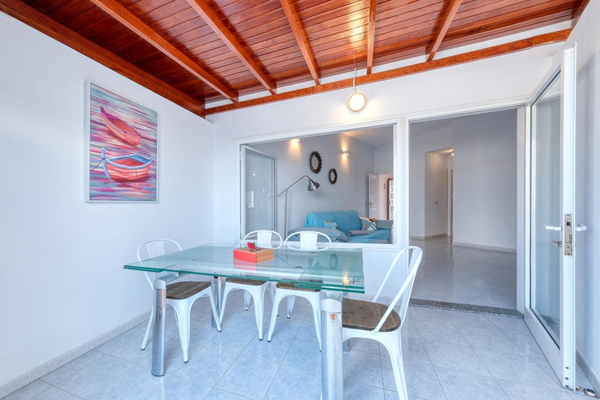 Casa El Varadero Central, Air-con, Sea Views * Puerto del Carmen (Lanzarote)