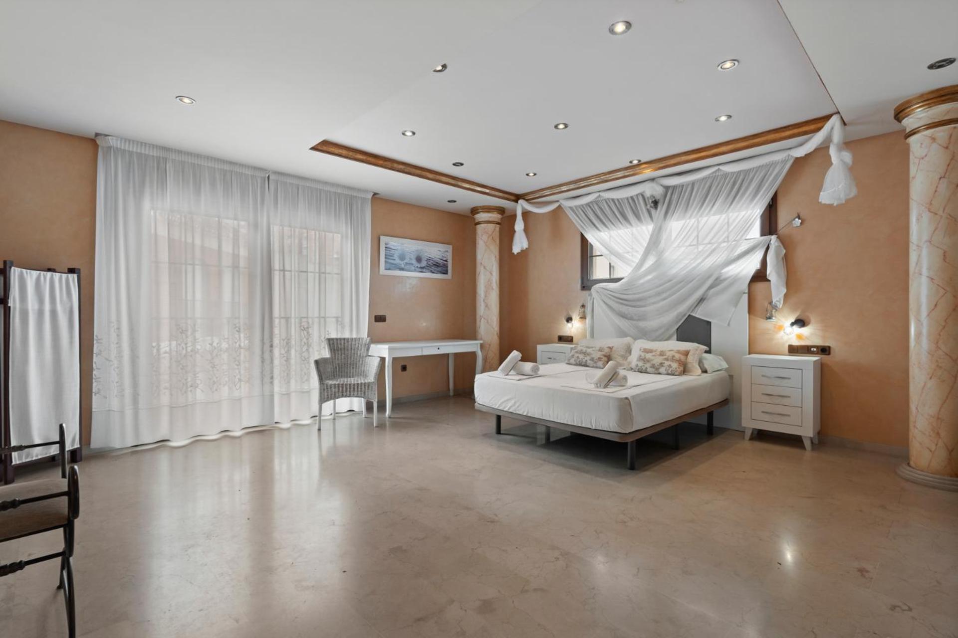 Villa Soler House In By Costarentals - Mal03