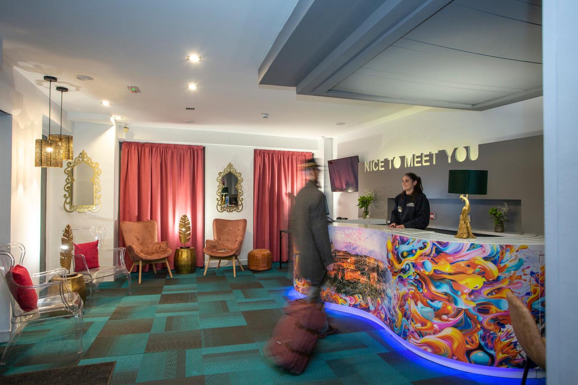 Casual Ilbira Hotel
