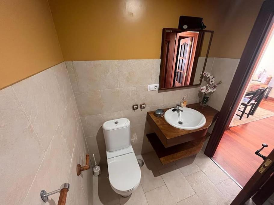 Vistas Sobrellano Apartment Comillas