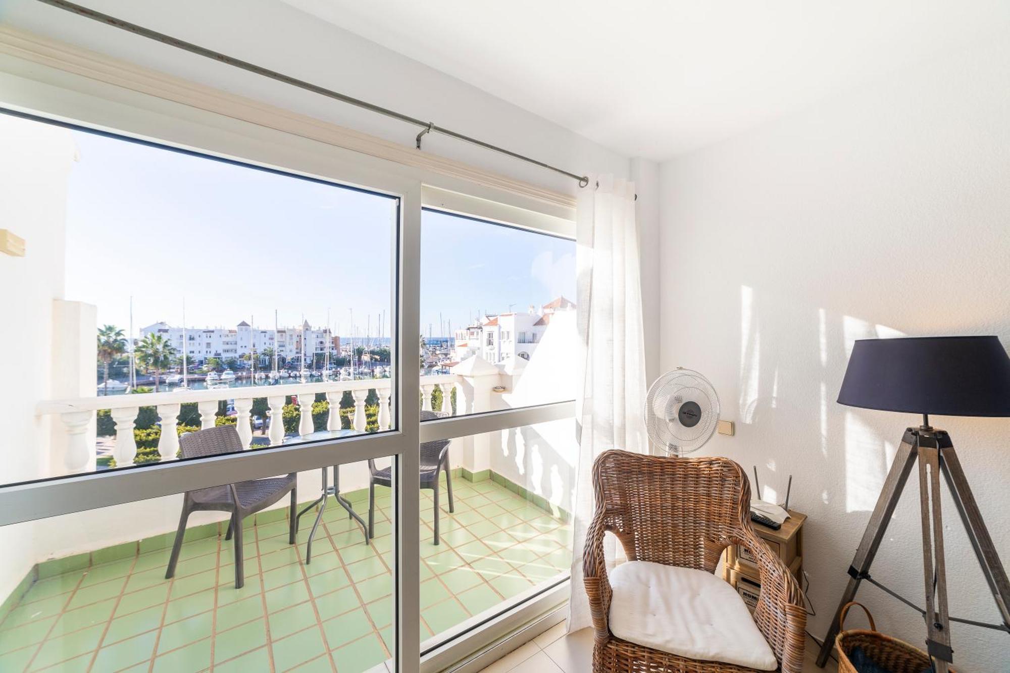 Just At The Heart Of The Village Apartamento