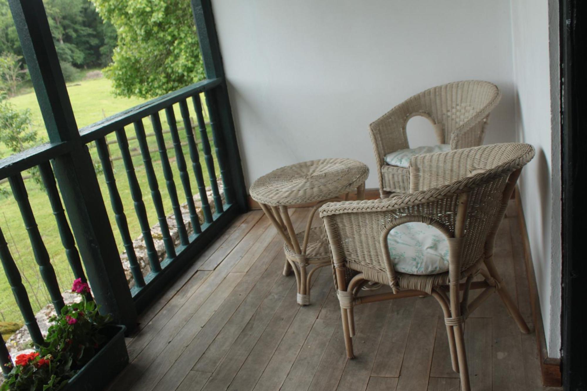 La Collada Country house *