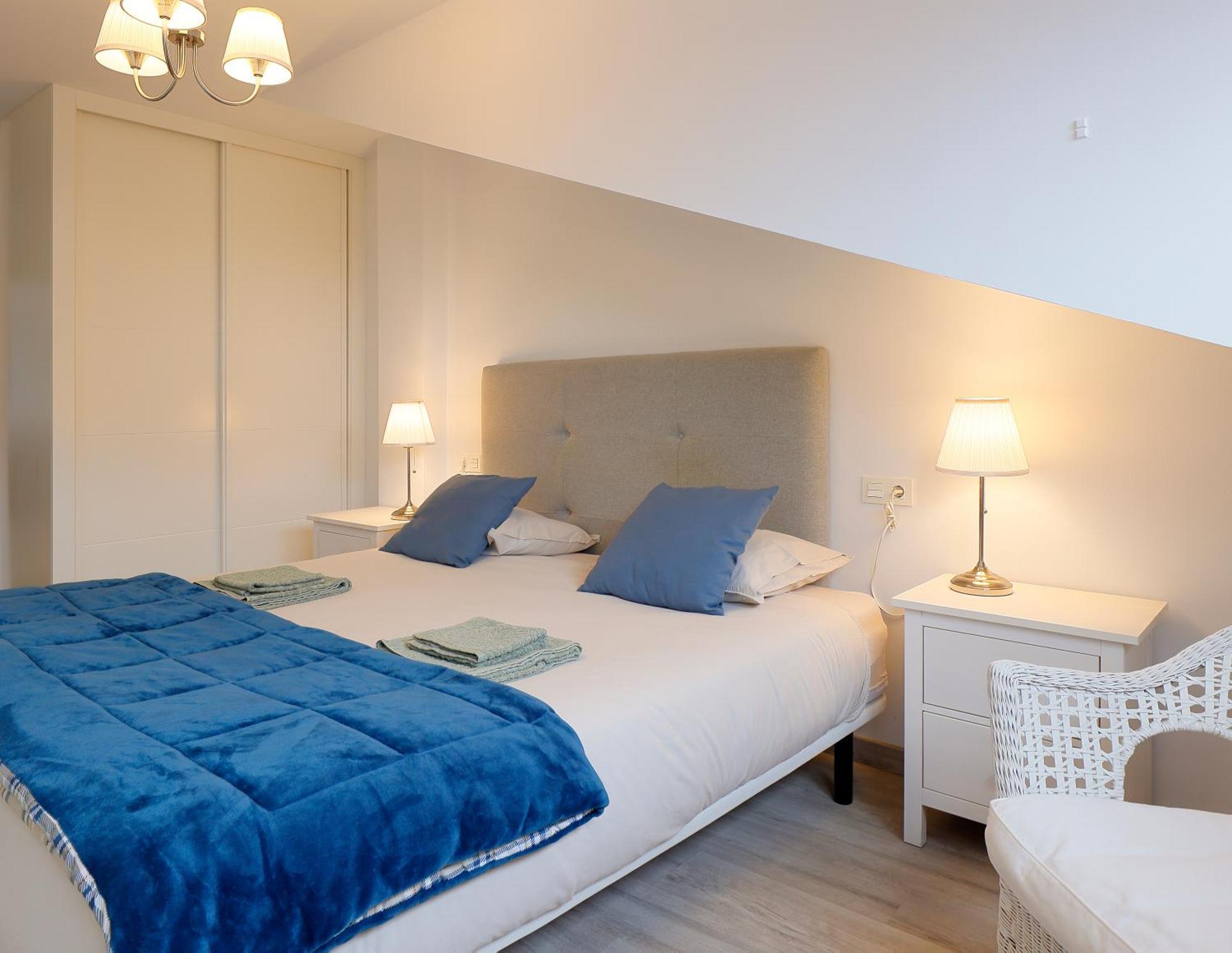 Atico Con Terraza En Playa De San Lorenzo Apartment *