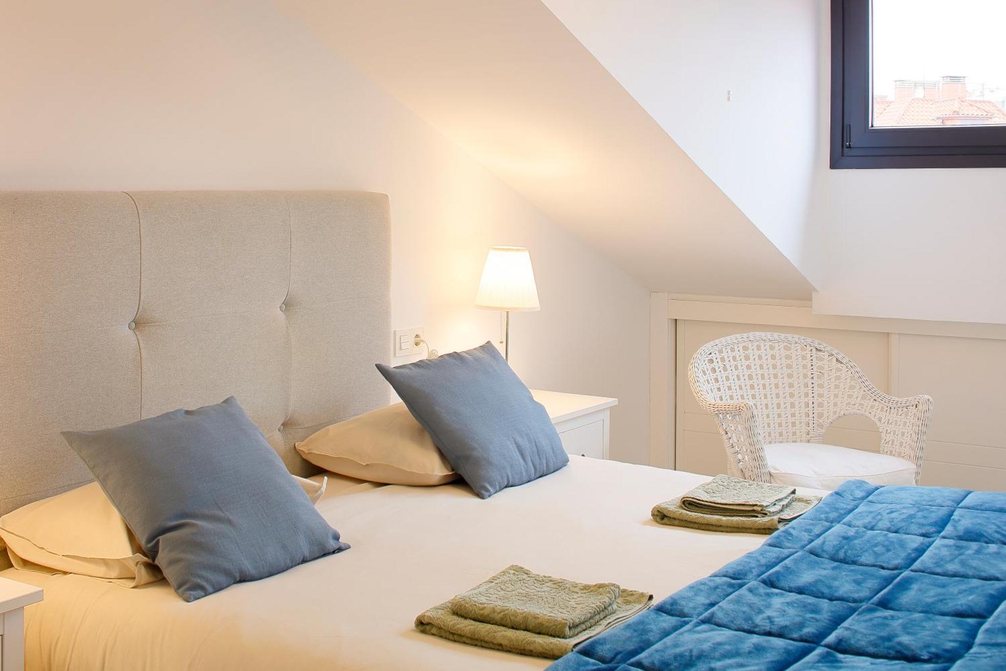 Atico Con Terraza En Playa De San Lorenzo Apartment Gijon