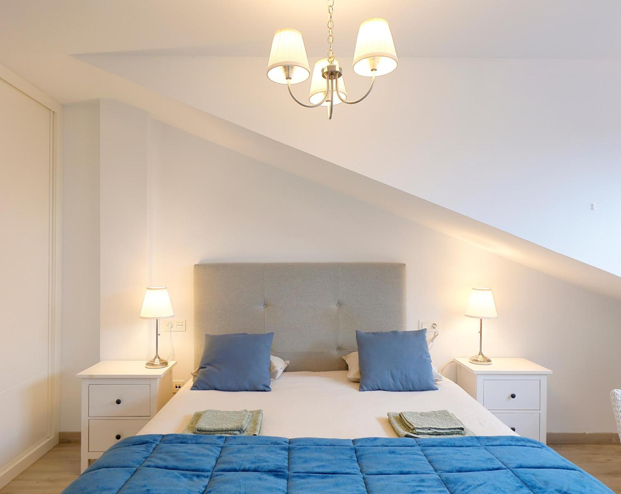 Apartment Atico Con Terraza En Playa De San Lorenzo Gijon