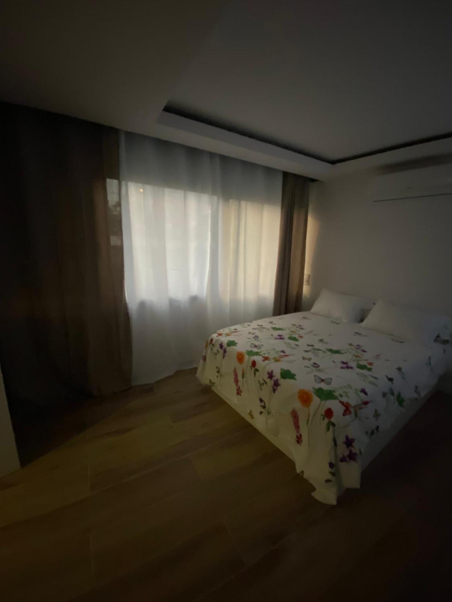Hotel del amor Playa Postiguet