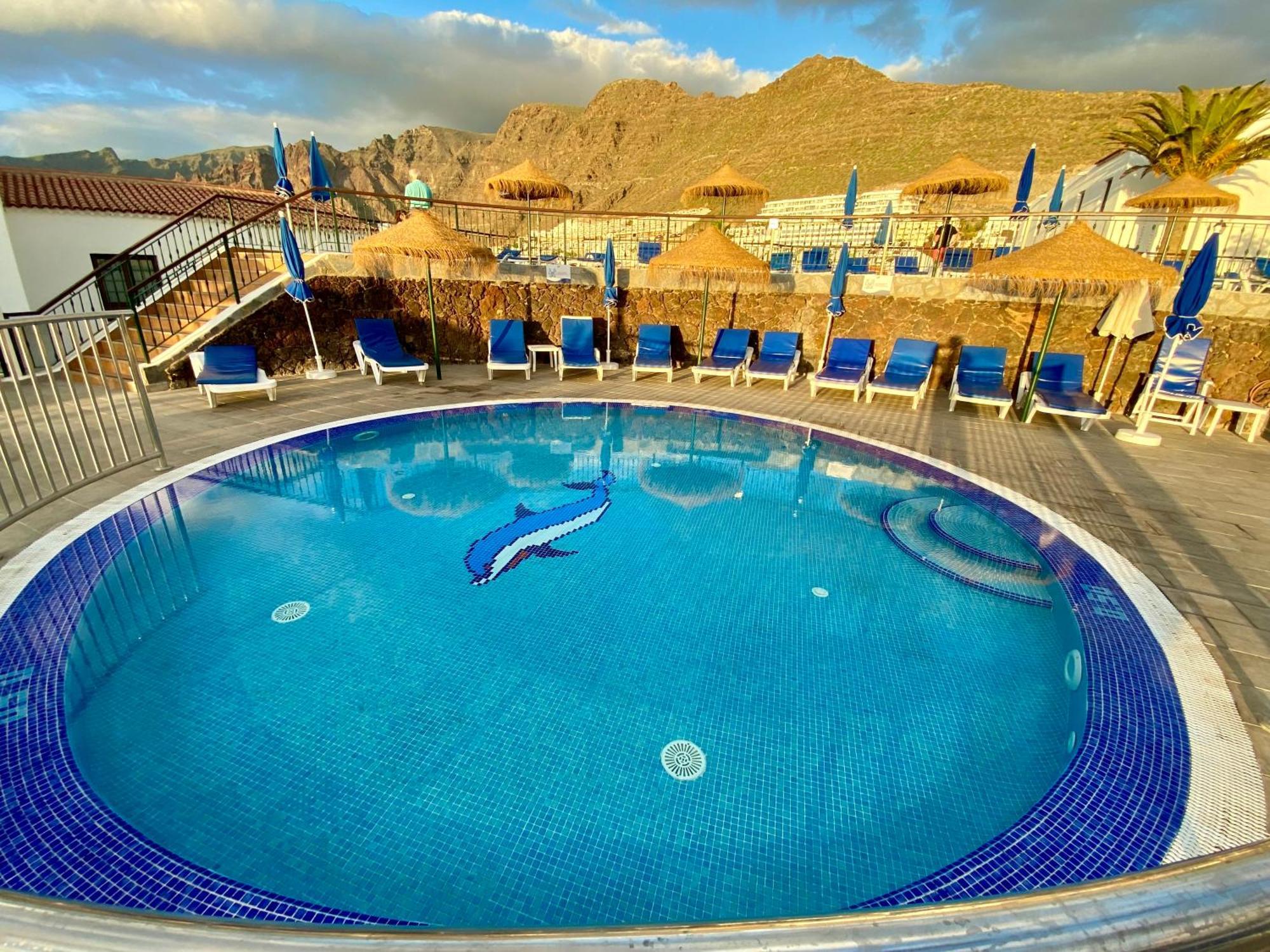 Seaview Townhouse In Puerto Santiago & Gigantes Apartment