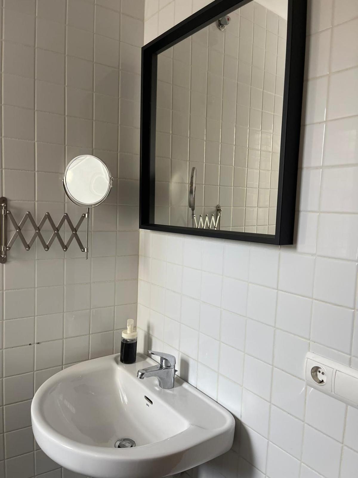 Galaksi-habitacion Doble Privada En Casa Compartida-uebica2 * Mairena del Aljarafe