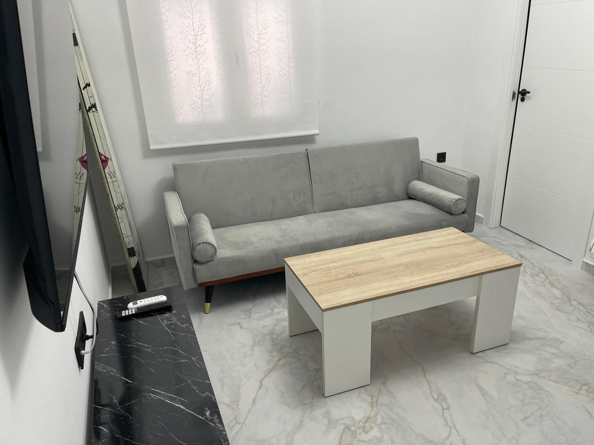 Apartment Petit Castillo Almansa