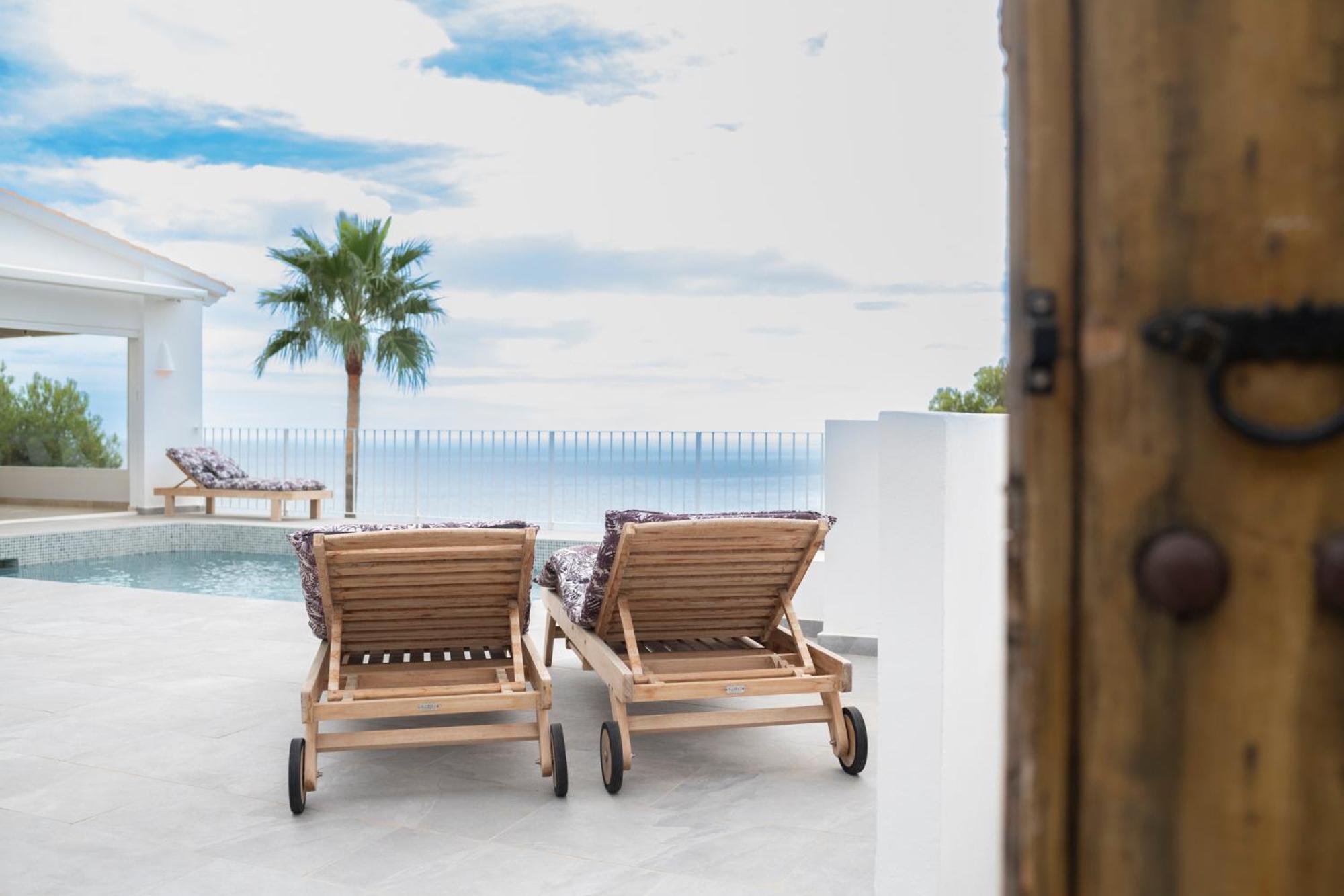La Corniche Piscine, Parking & Wi-fi Villa *