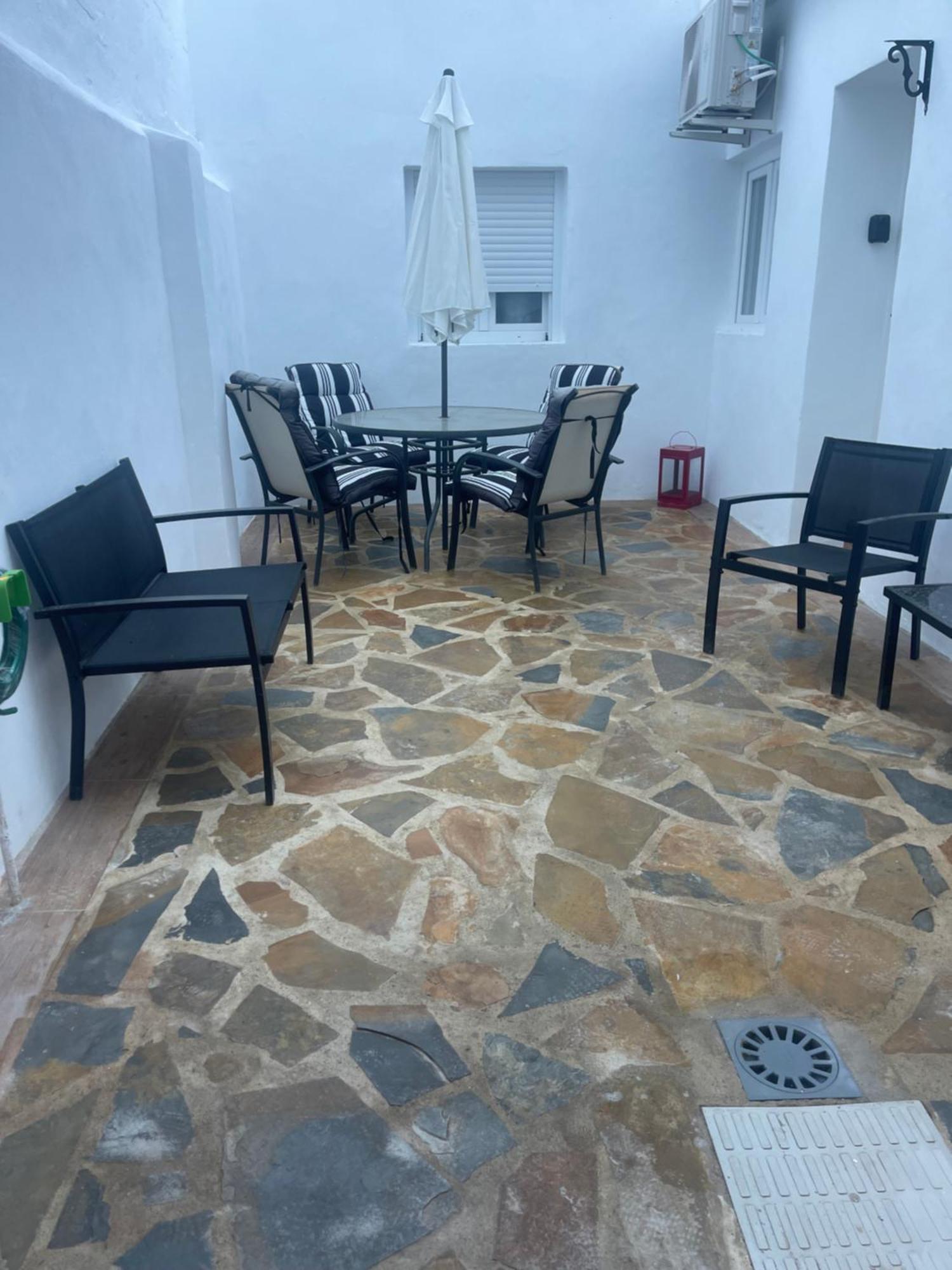 Apartment Petit Castillo Almansa