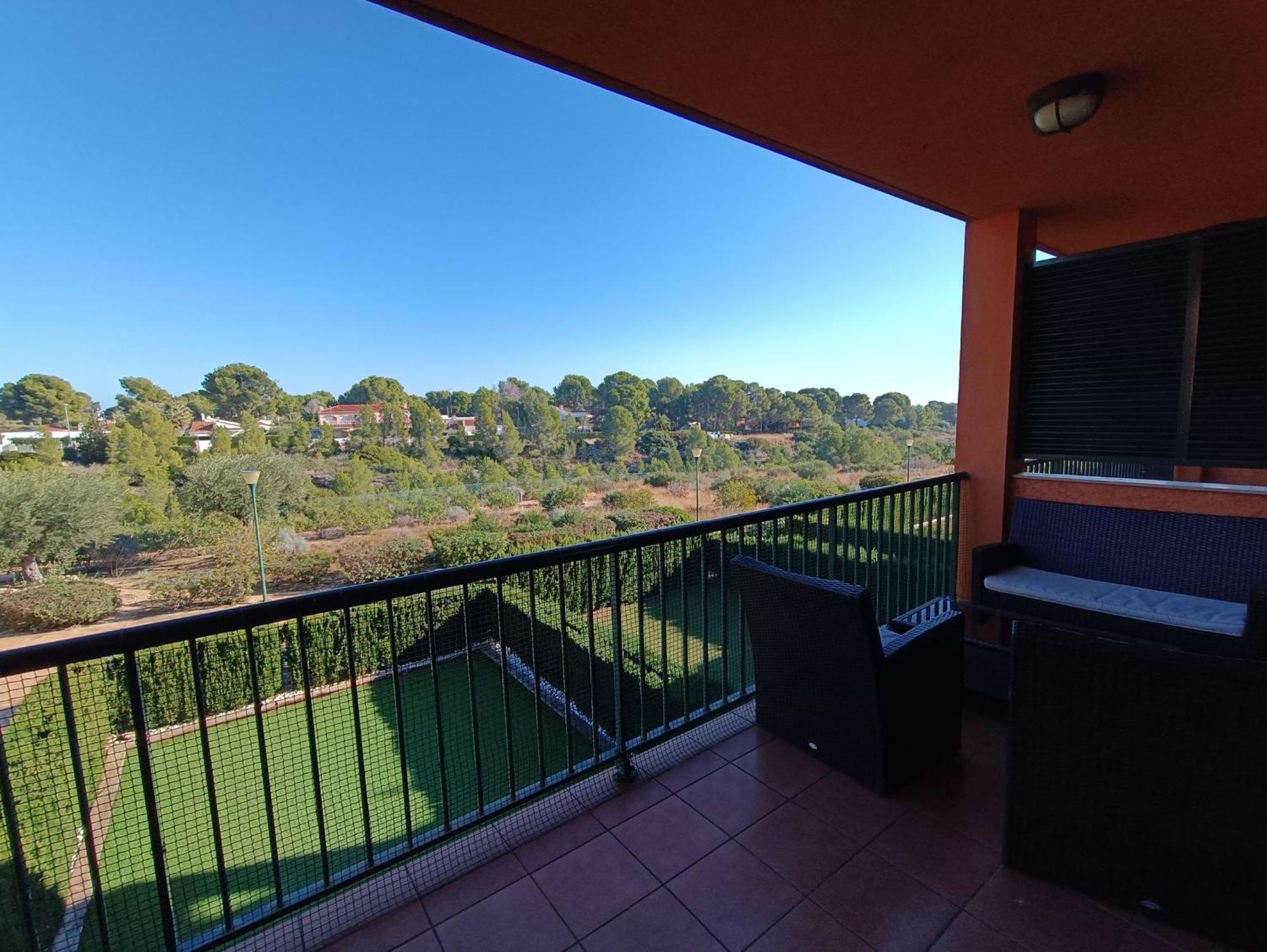 Con Solarium En Marina Sant Jordi Calafat