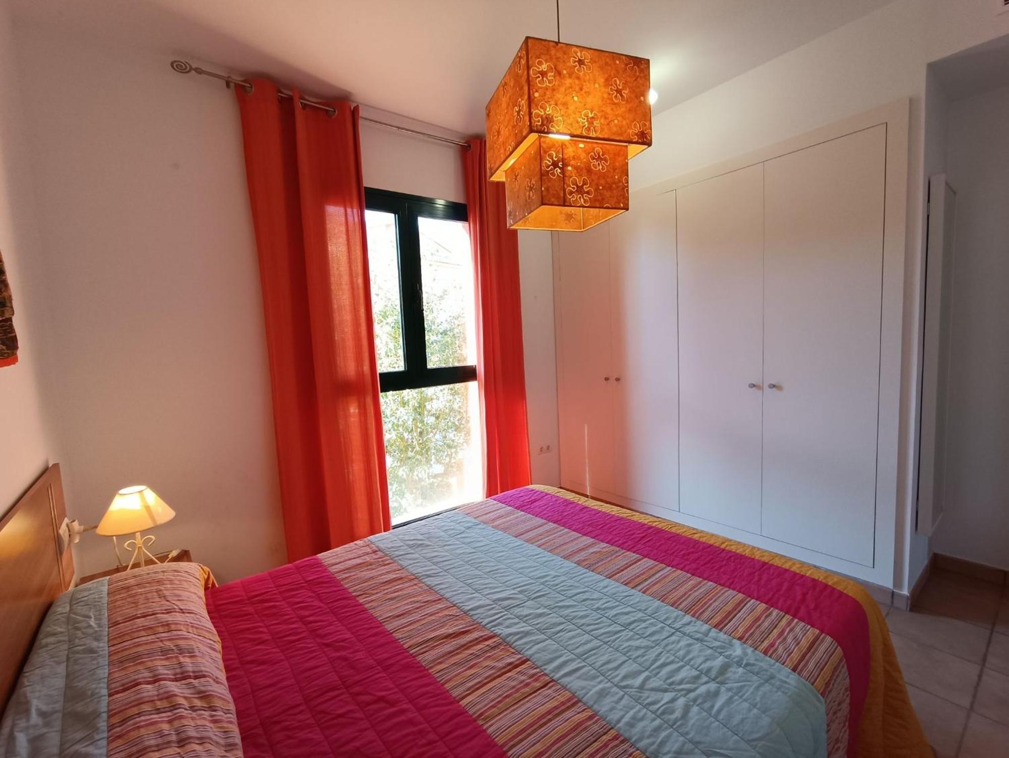 Con Solarium En Marina Sant Jordi * Calafat