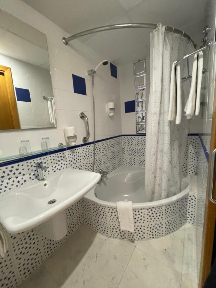 Hotel Tio Pepe 2*