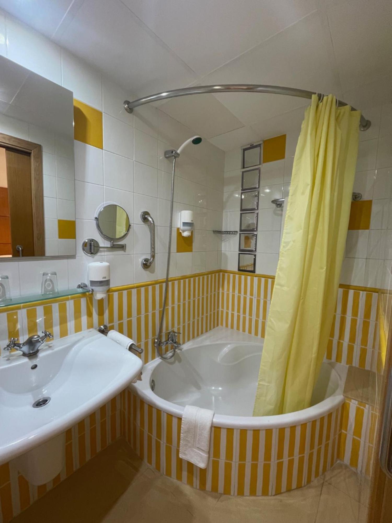 Hotel Tio Pepe 2*