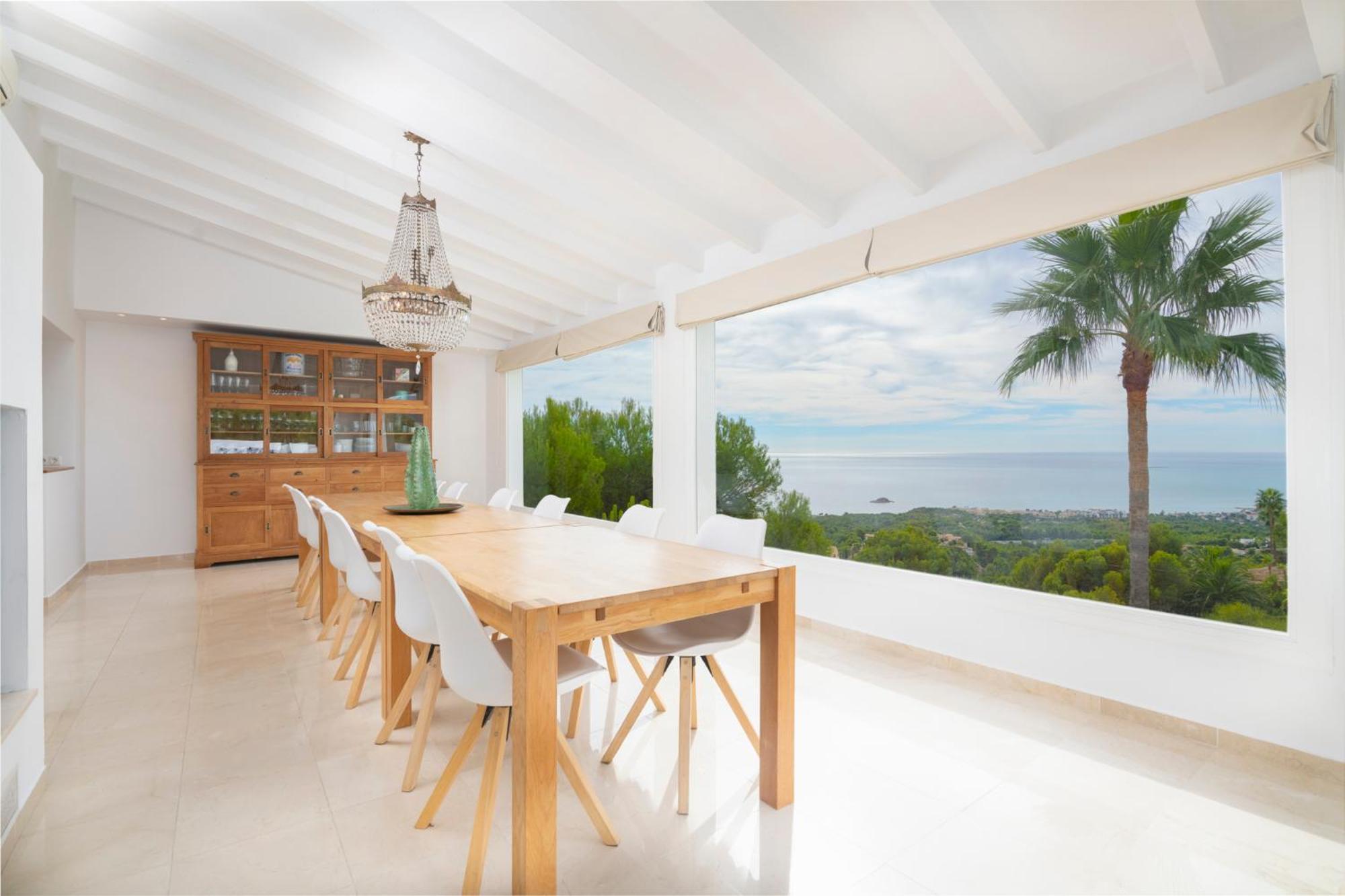 Villa La Corniche Piscine, Parking & Wi-fi