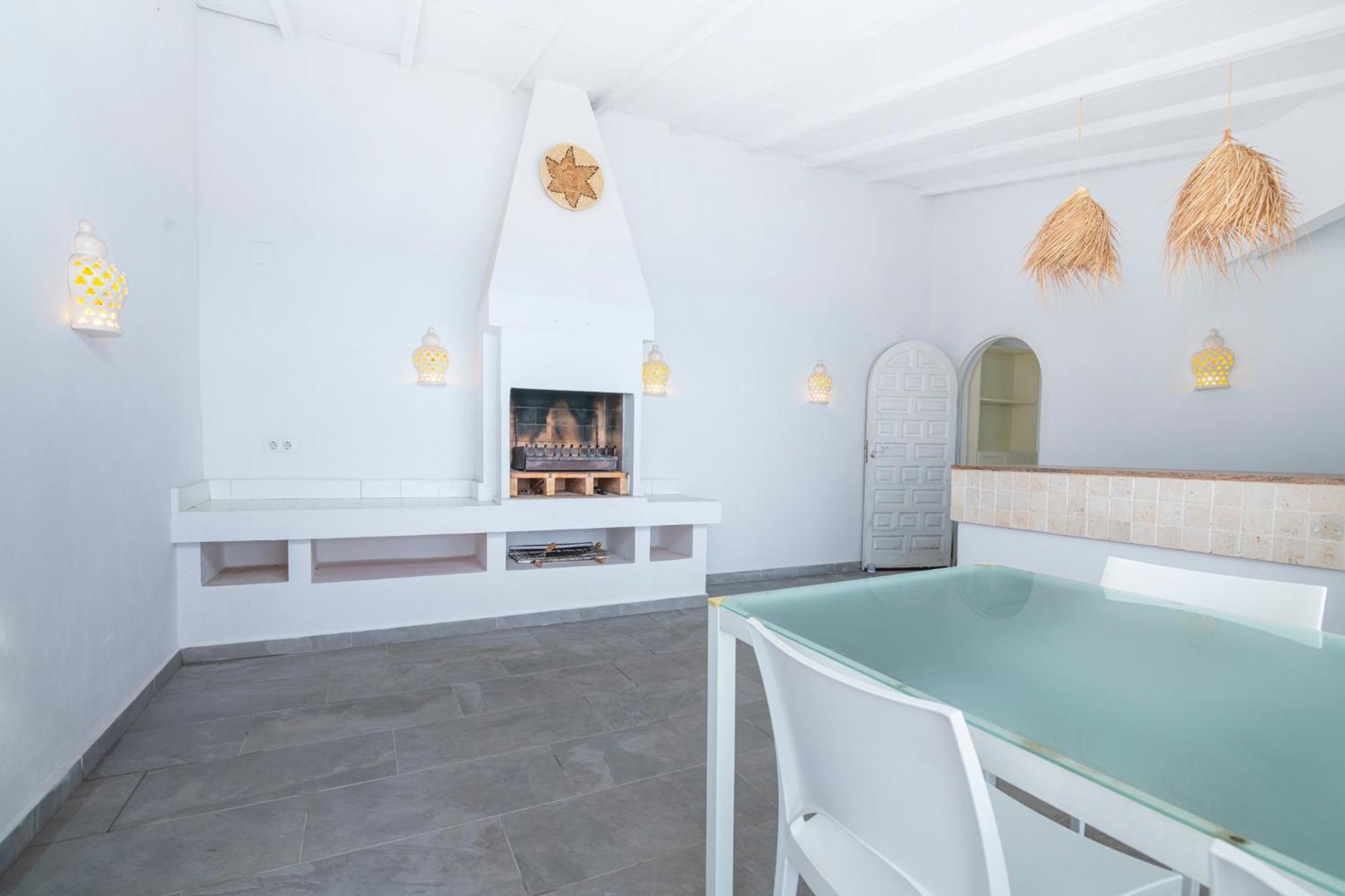 La Corniche Piscine, Parking & Wi-fi Villa
