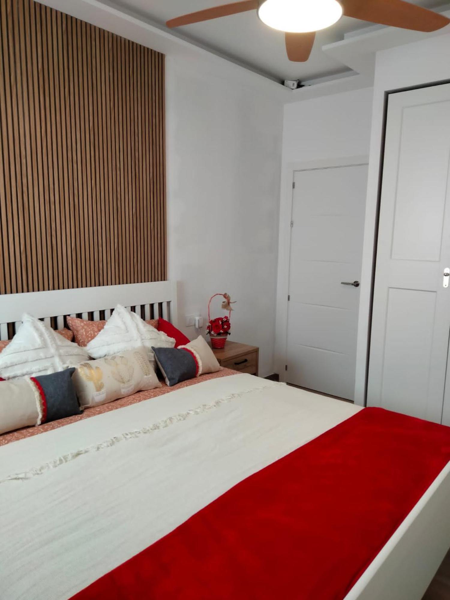 Casa Macon Red