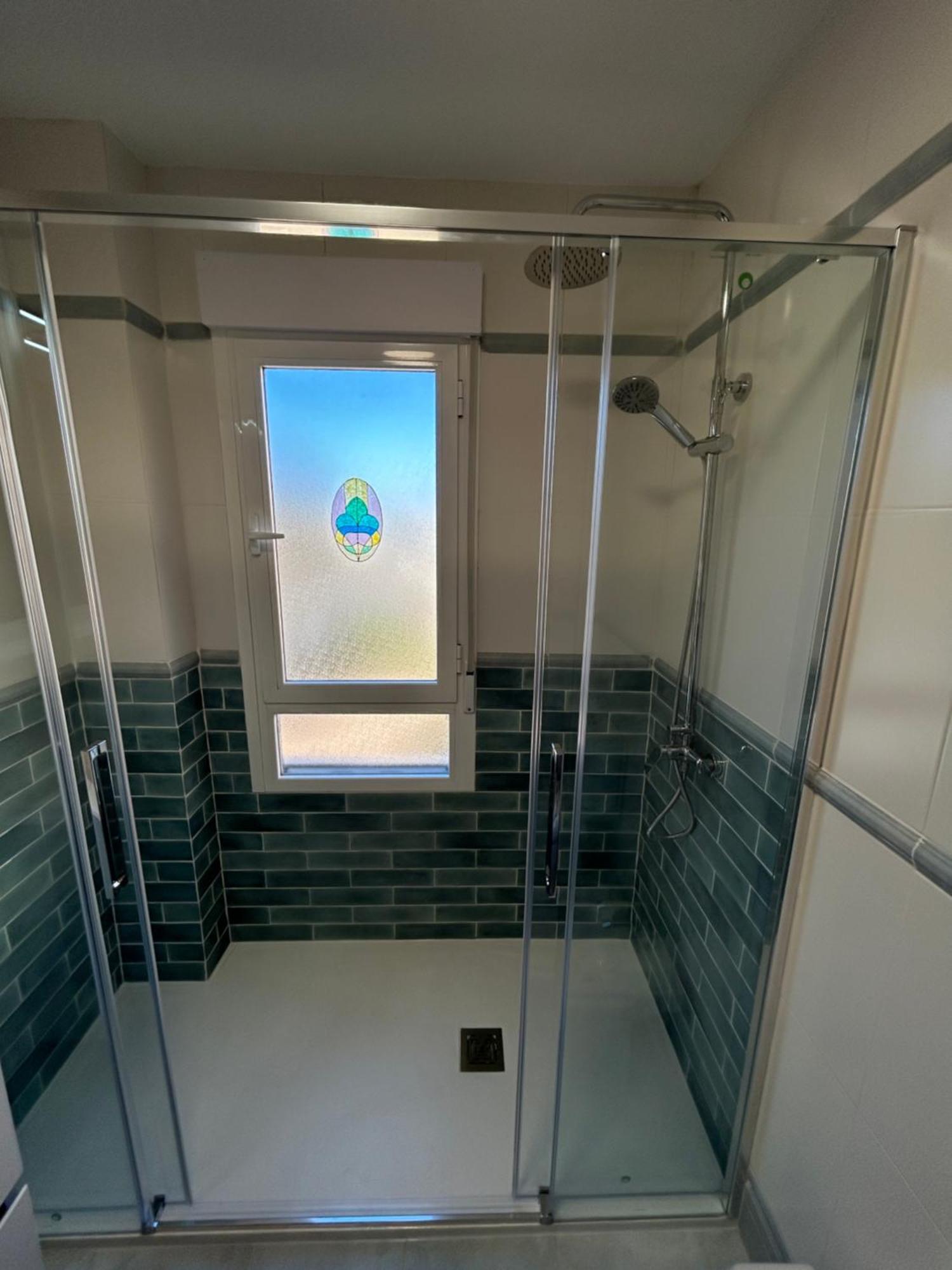 Apartamento Vut El Parque Piso 3dormitorios 2banos Parking Gratis En El Centro *