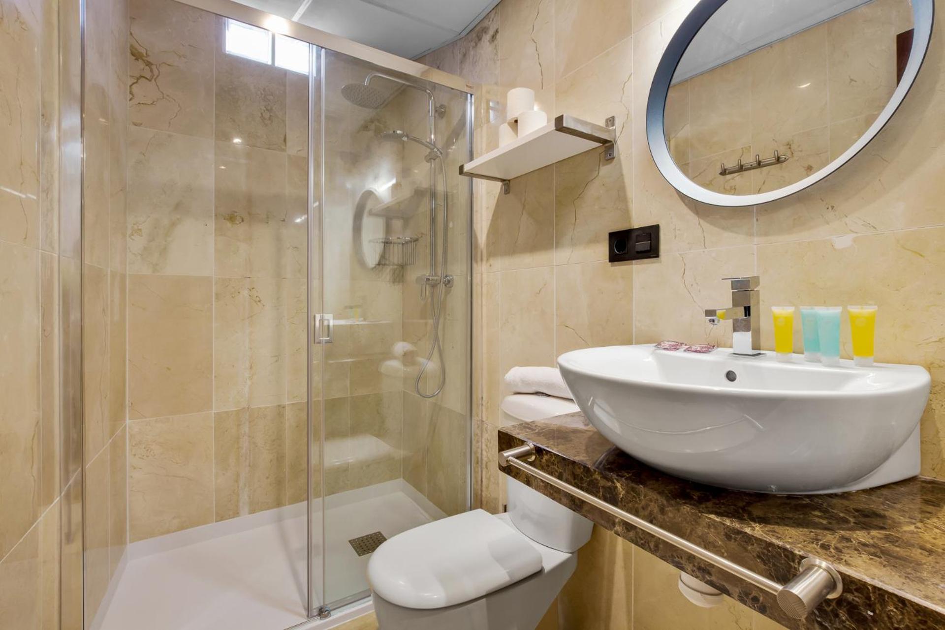 Apartamento Carretería. En El Mismo Centro De Málaga