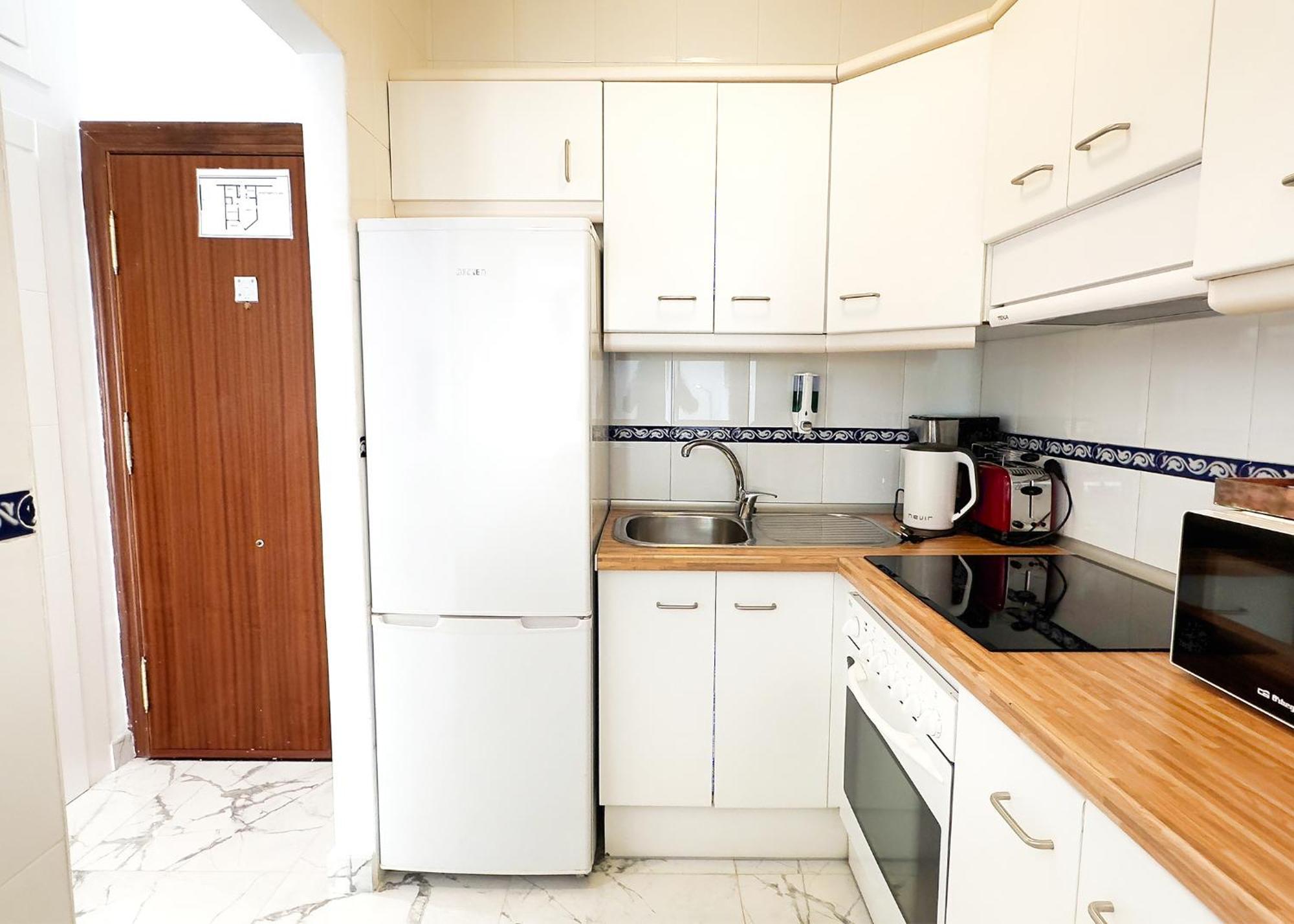 Skol 424 Stunning One-bedroom With Sea Views Apartamento *