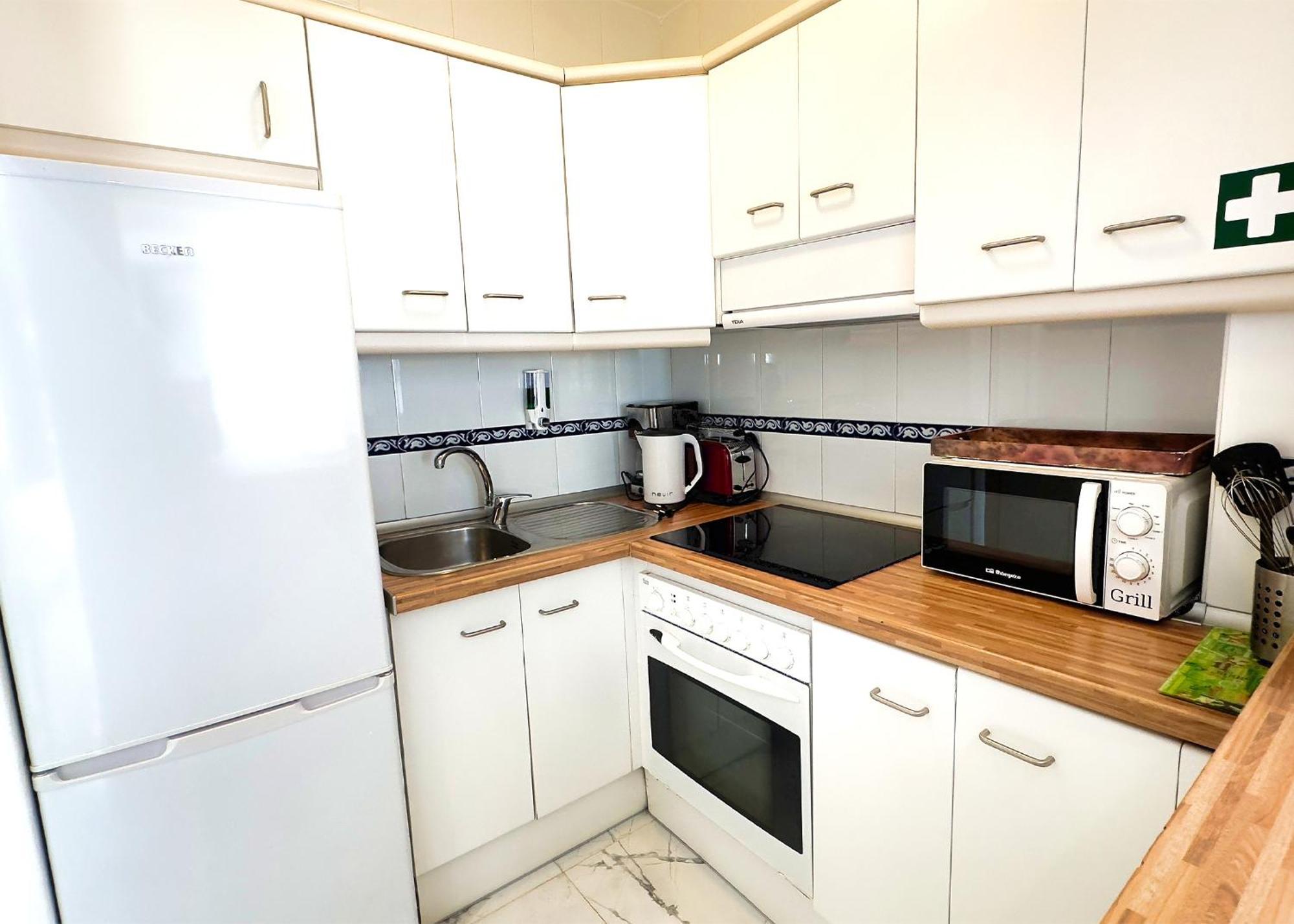 Skol 424 Stunning One-bedroom With Sea Views Apartamento *