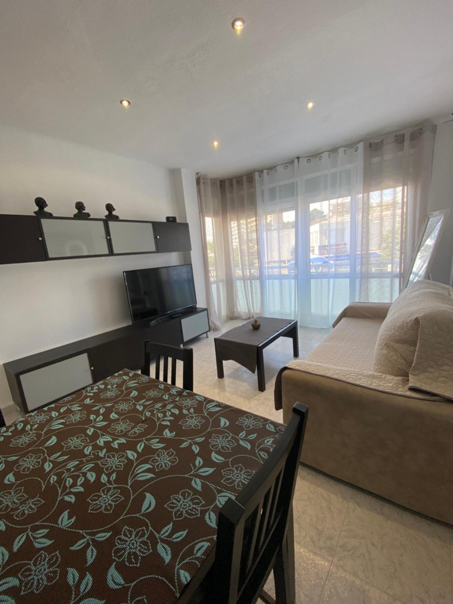 Apartamento luminoso y amplio en centro de Salou Apartamento
