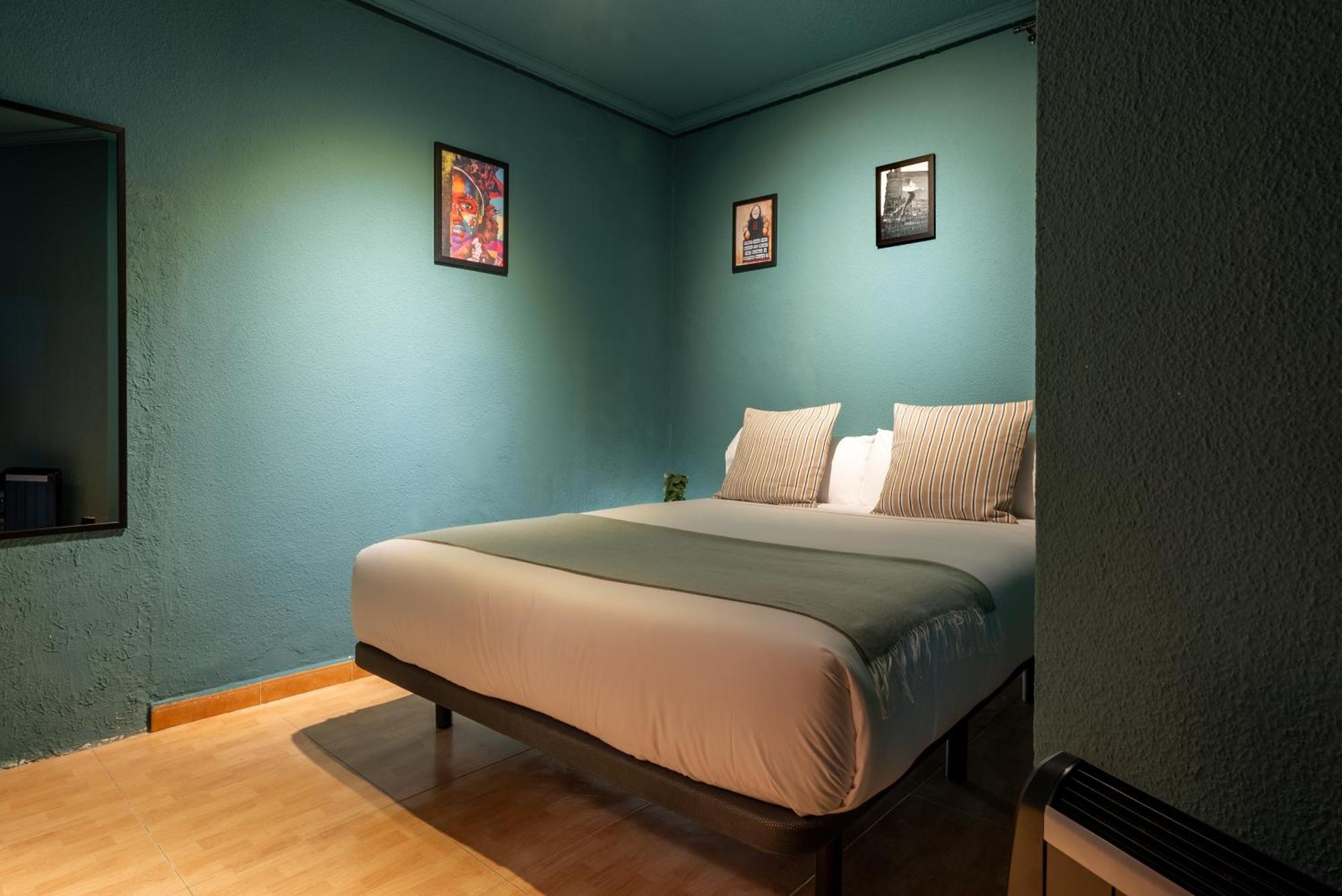 Hostel Ideal *