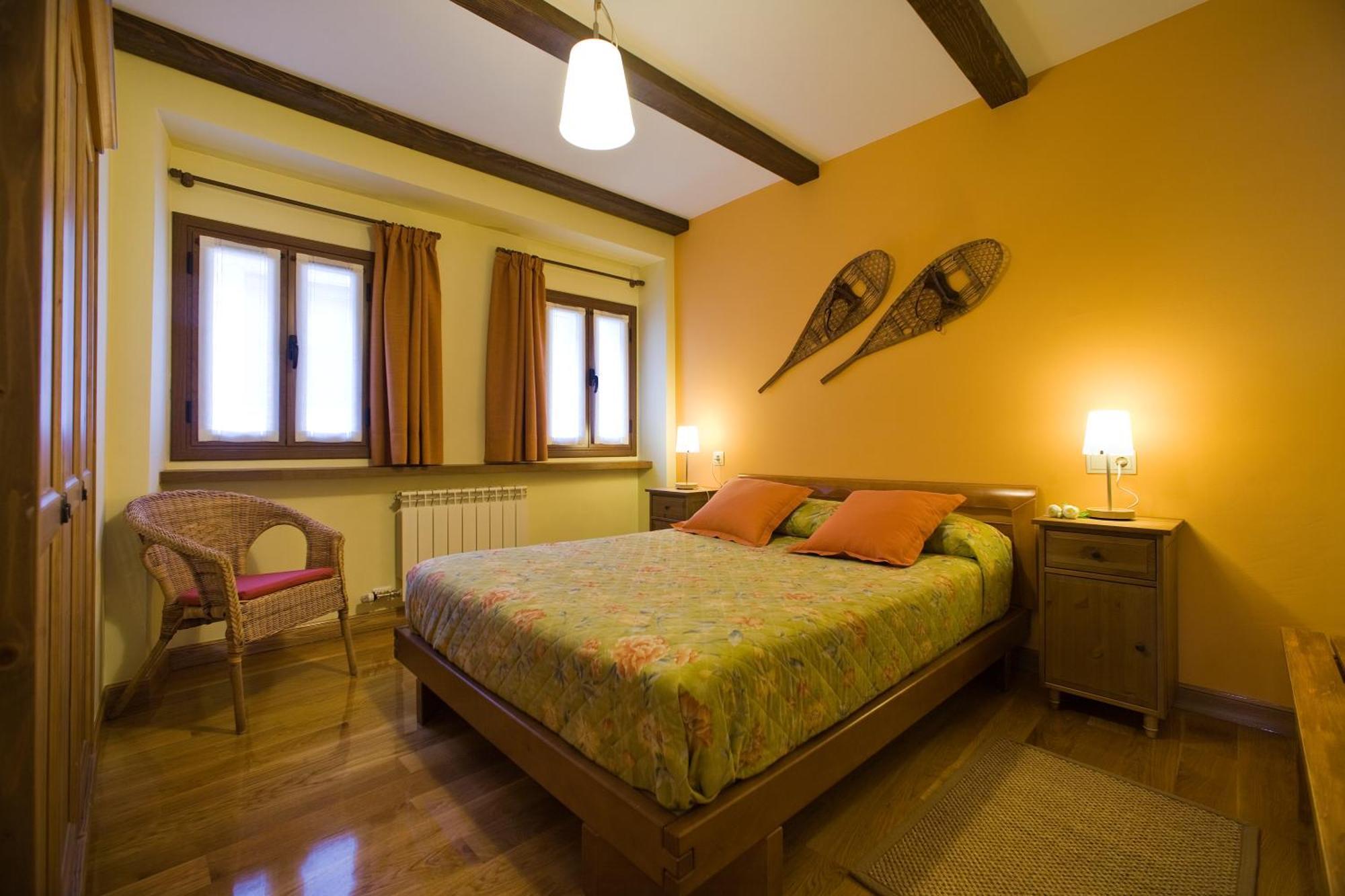 Hotel Rural Besaro - Selva De Irati