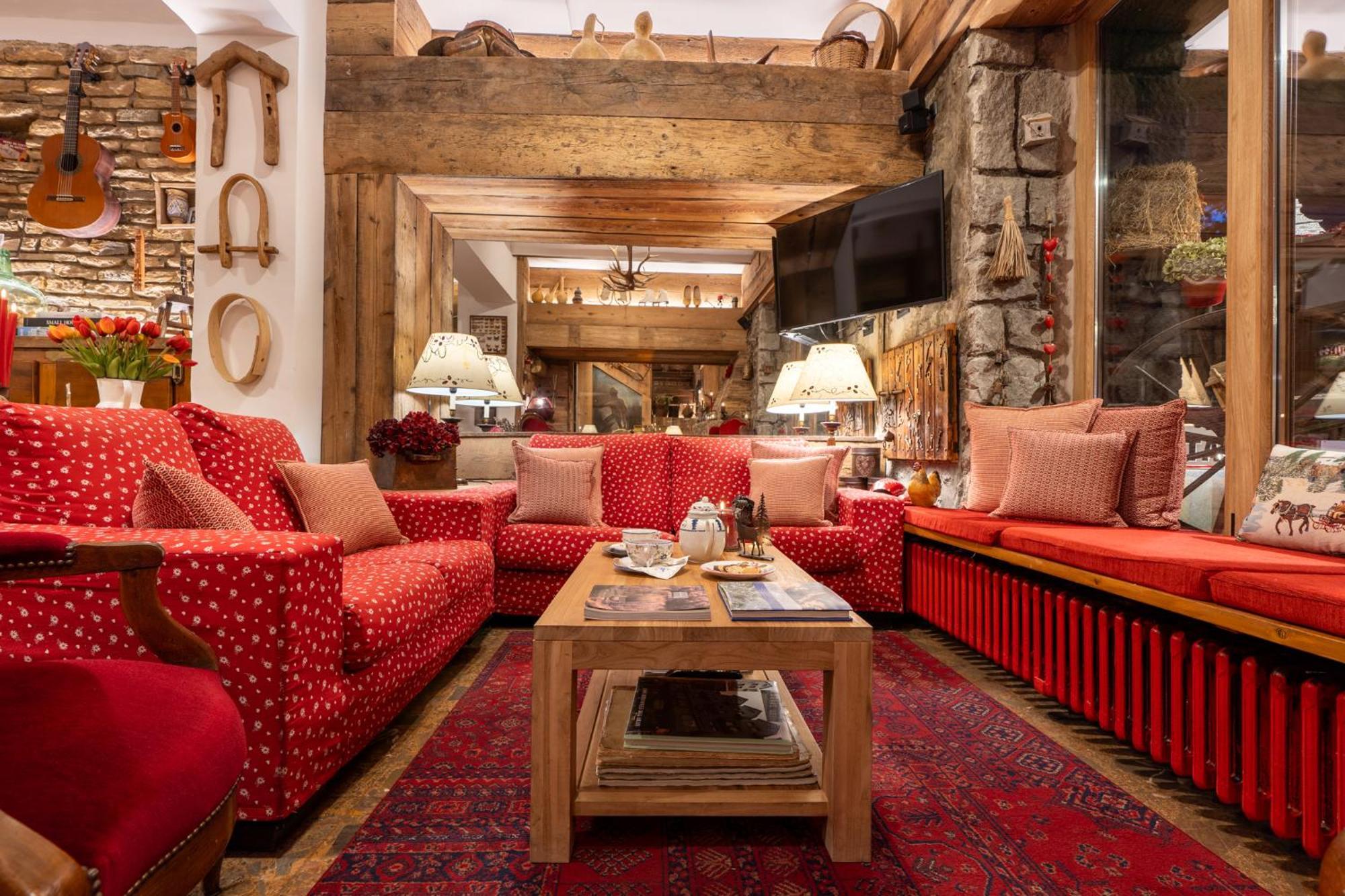 Aran La Abuela Hotel 3*