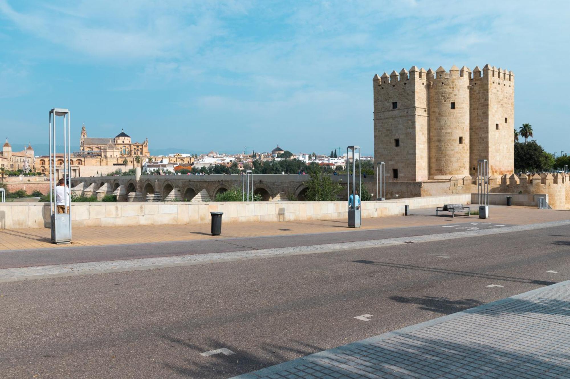 En Cordoba, Puente Y Torre Calahorra Apartment Cordoba